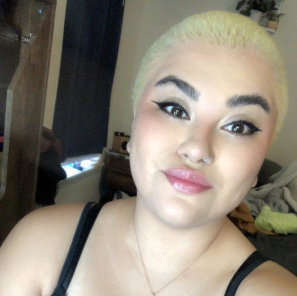 Meet your Posher, Hazel - Picture 2 of 6